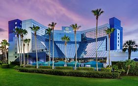 Doubletree By Hilton Orlando Airport Hotel